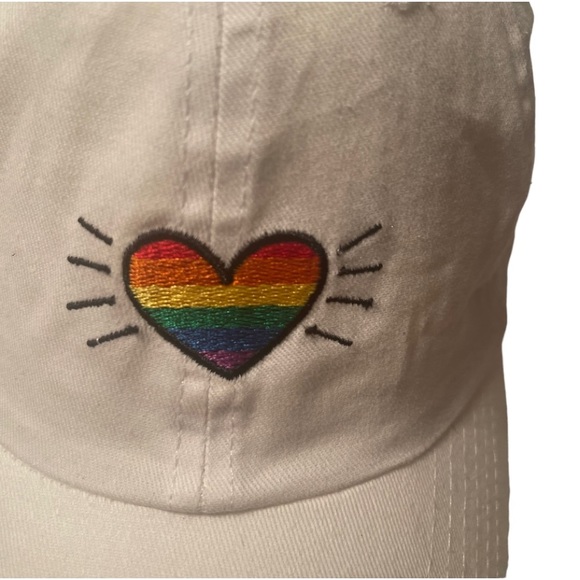White Adjustable Hat With a Rainbow Heart - Picture 3 of 8